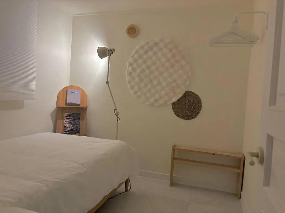 3 Rooms L 3 Beds L Mrt 8 Min L Gwanghwamun Seoul Sydkorea
